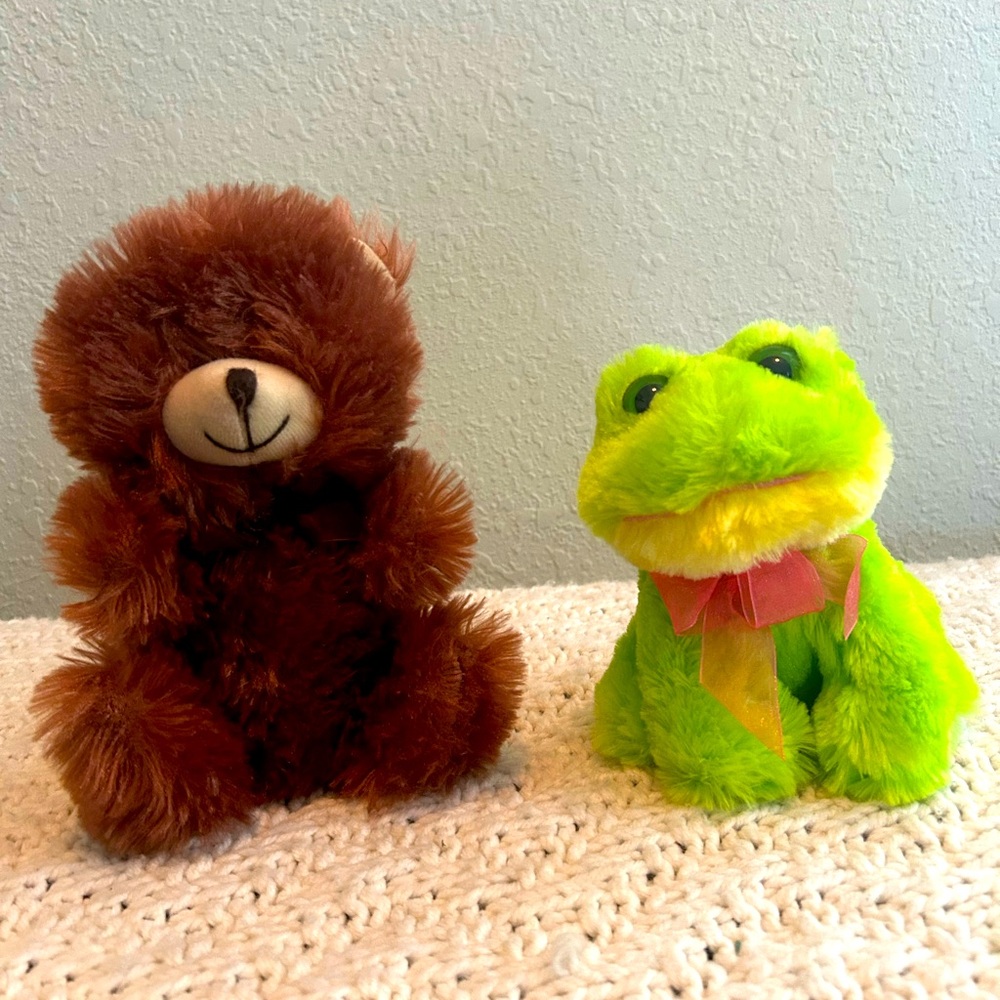 Dan Dee Collector’s Choice 7” Frog Plush & Greenbriar Int 10” Teddy-NWOT